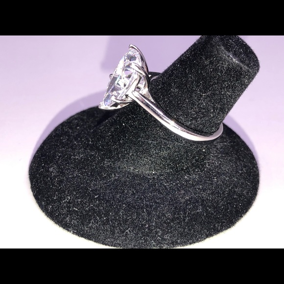 COPY - Cocktails Rings,Clear Pearl shape Zircon 1.5x0.8cm - Picture 5 of 10